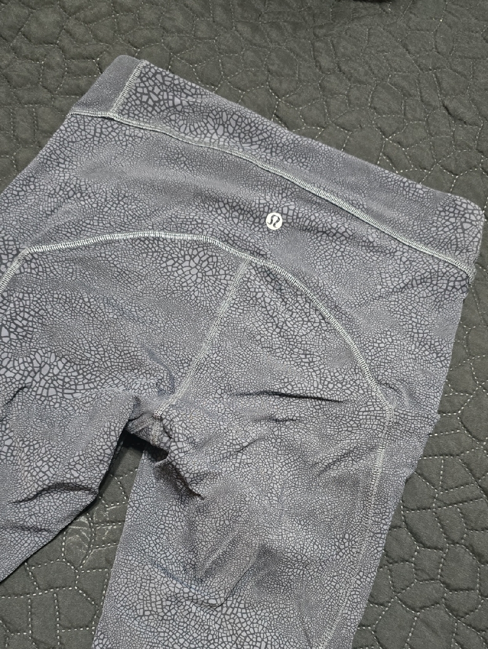 Lululemon High-Rise Patterned Leggings — Charcoal Grey
